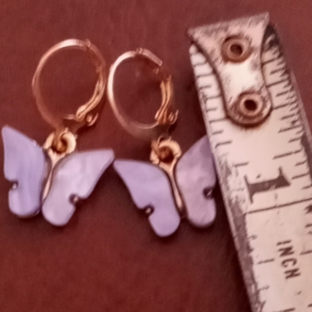 •🦋Tiny Butterfly Earring Set - Picture 5 of 6